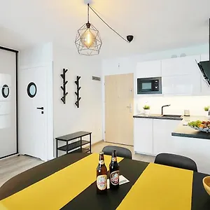  Apartament Andar Z Miejscem Parkingowym Polska